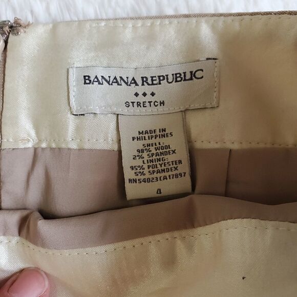 Banana republic skirt - Picture 2 of 3